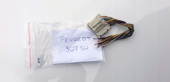 фото №16, Peugeot 307sw 307 sw універсал штекер лампи фара зад задня 8pin 8 pin