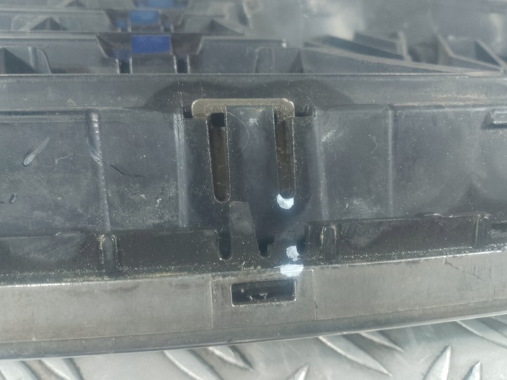 фото №7, Vw t5 05-10 решётка радиатора решётка 7h5807101