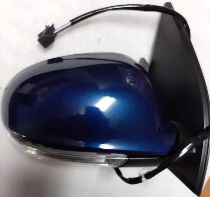 фото №1, Vw golf 5 хэтчбек зеркало правые 3 i 5 дверь 6 pin ld5q