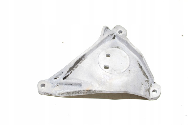 фото №4, Bmw 5 e39 2.5 3.0d m57 кронштейн двигателя правая 1096080
