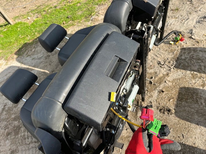 фото №8, Сиденья диван чёрные кожа a6 c6 подогрев электрически ustawiane