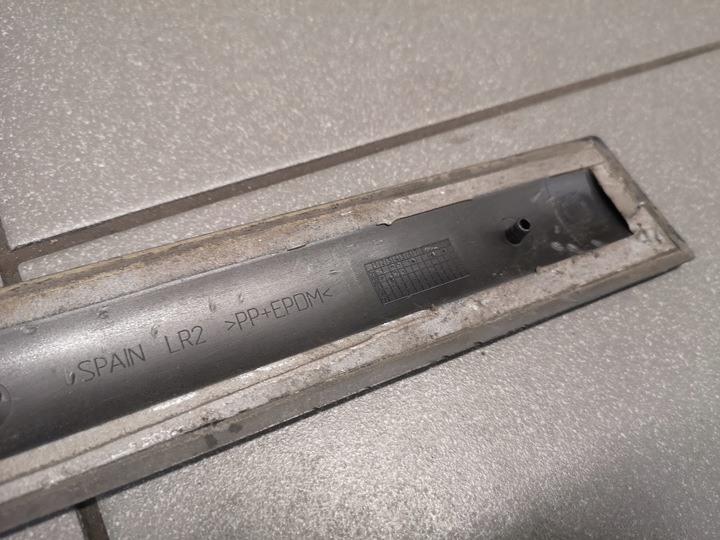 фото №9, Планка крыльев левая audi a4 b6 cabrio 8h0853983