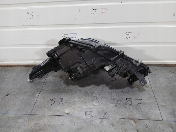 фото №10, Toyota corolla e21 рестайлинг 2022- фара правое фара 81110-02t51-00 oem номер