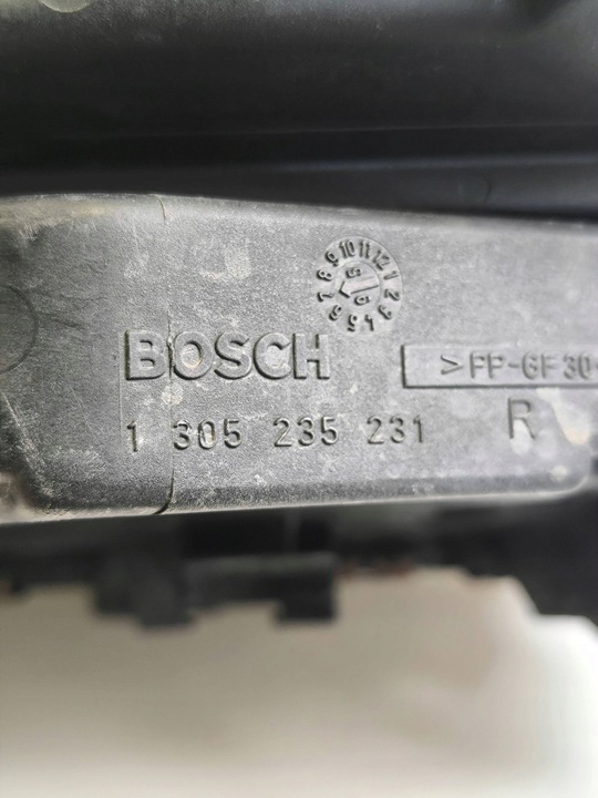 фото №11, Audi a8 s8 d2 4d 2000 перед сторона права лампа передня