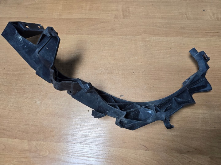 фото №11, Bmw 3 e90 e91 кронштейн   лампи праве перед 7116708