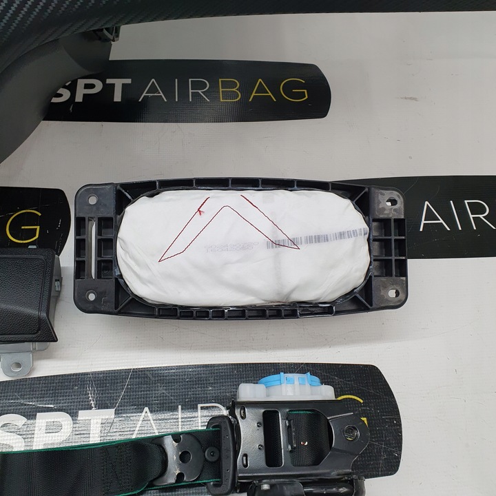 фото №9, A клас w176 панель консоль подушки ремені подушка безпеки