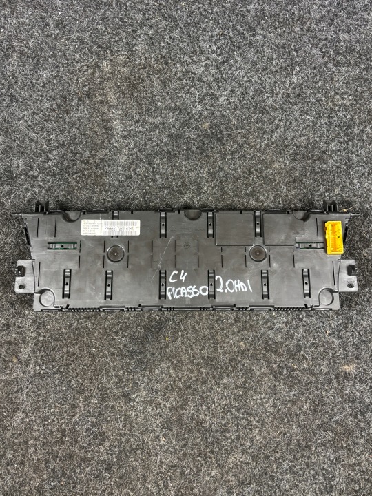 фото №7, Citroen c4 picasso панель приборов 28112940-6