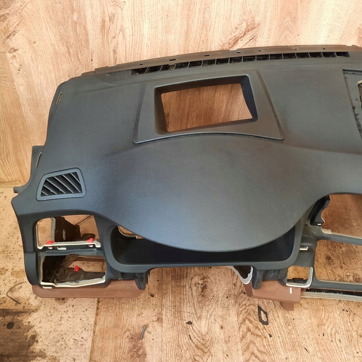 фото №12, Bmw 5gt f07 панель консоль head up hud zimtbraun