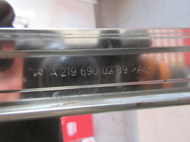 фото №6, Планка дахова кузовна права mercedes w219 c219 cls хром