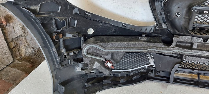 фото №10, Mercedes w213 бампер переднее решётка радиатора решётка абсорбер датчики пешеходов pdc