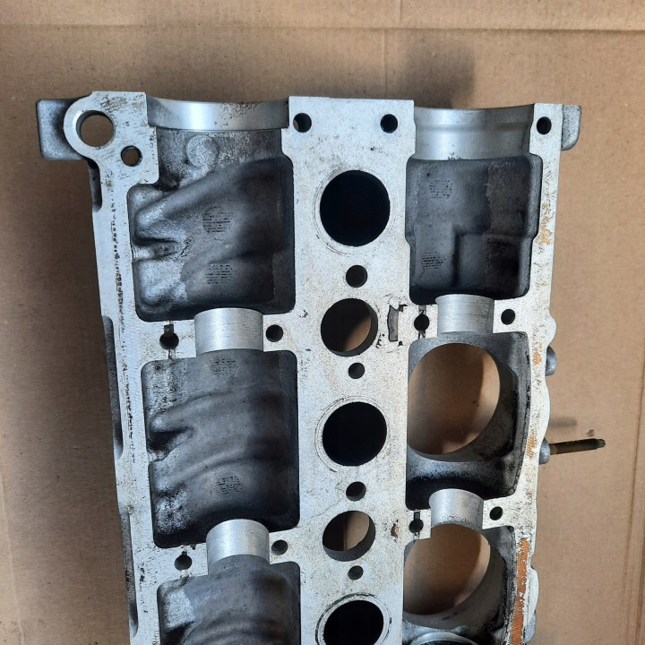 фото №7, Range rover evoque 2.2d крышка клапанов 9686705110