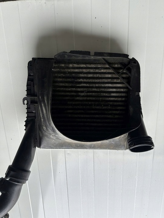 фото №1, Vw touareg ii 7p 3.0 5.0 tdi радіаторів інтеркулер 7l0117340