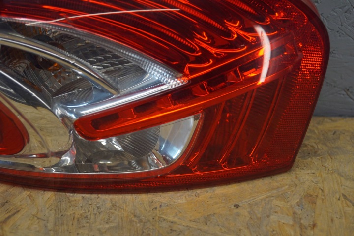 фото №9, Peugeot 208 i фара левое зад s2875