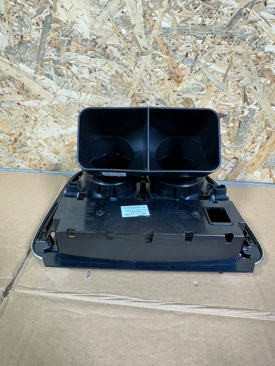 фото №7, Решётка воздуховод зад, задняя, туннель зад mercedes s класс w222