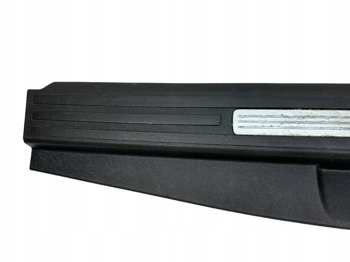 фото №3, Gmc yukon denali 07-14r планка пороговая багажника задняя оригинал oem