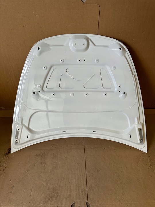 фото №9, Tesla модель y 20r- капот кришка двигуна