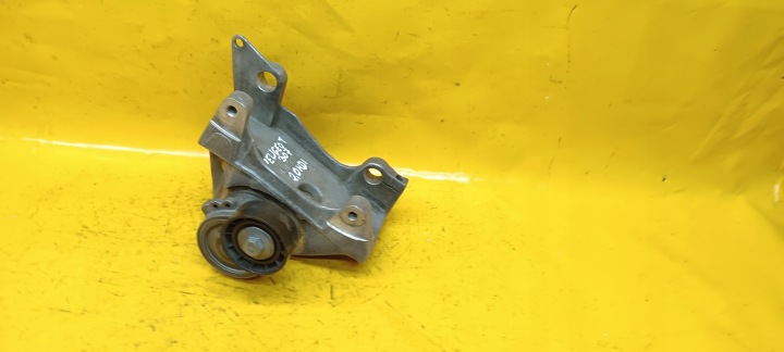 фото №9, Кронштейн генератора peugeot 307 2,0hdi 9636301380