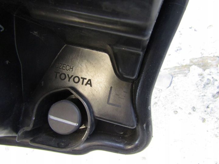 фото №13, Toyota yaris iii рестайлинг фара левая перед 17r- 0d1970d198
