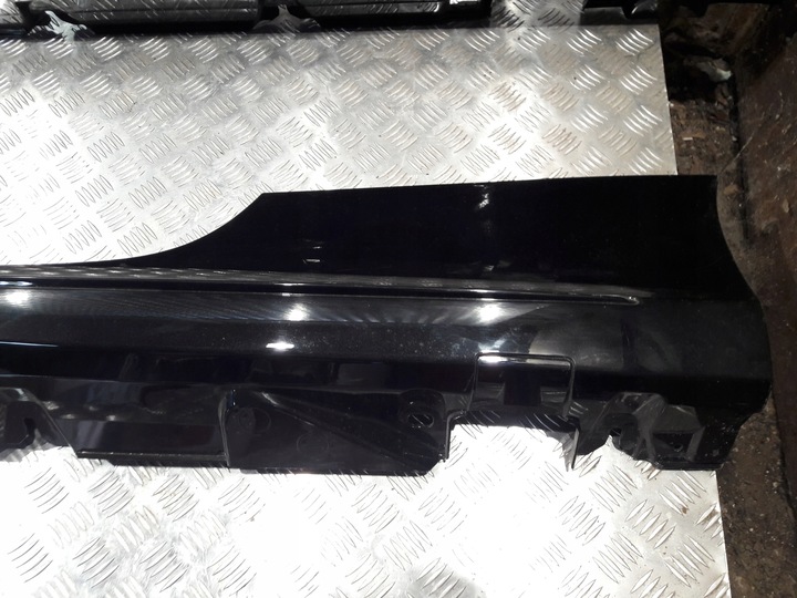 фото №6, Mercedes c w205 amg планка порогова права ліва 197