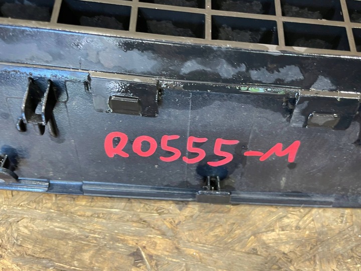 фото №12, Opel omega a 90-94 решётка решётка радиатора решётка средняя бампера перед хром