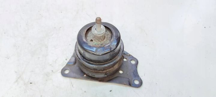 фото №1, Лапи подушка двигуна права audi a1 8x 6r0199262a