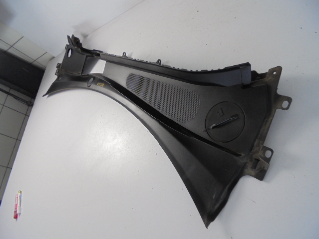 фото №3, Панель під лобовим склом volvo xc60 ii 2017-