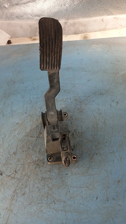 фото №1, Потенциометр газа mercedes benz vito 112cdi 00r