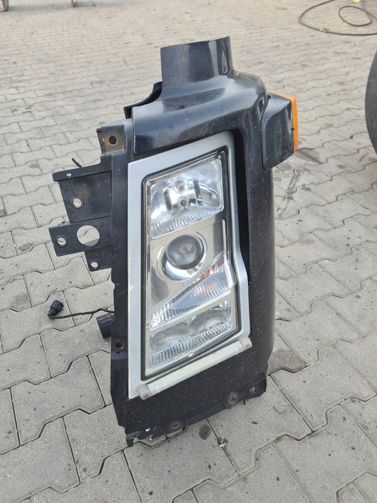 фото №3, Фара лампа панель кріплення фар лівий volvo fh fm 9 12 13