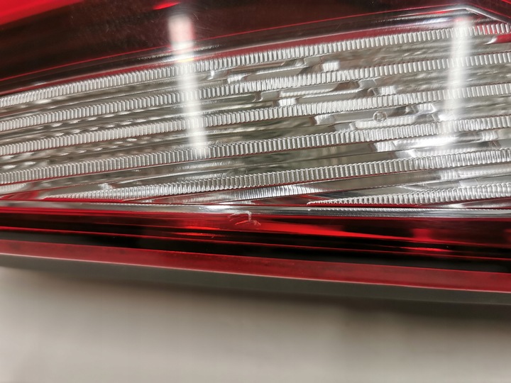 фото №10, Audi a1 8x 8xa рестайлинг 14- лампа зад задняя led правая хорошие 8xa945094a