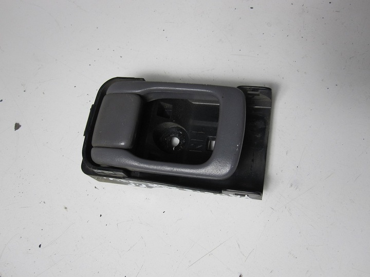 фото №1, Ручка внутренняя передняя перед правая nissan vanette 99r