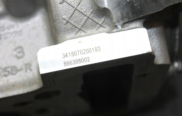 фото №13, Bmw g30 g11 m50ix 5.0i n63b44d 530km головка левая 8663880