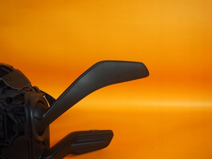 фото №11, Audi a7 4k подрулевые рычаги поворотников лента 4n0907129kh 23km