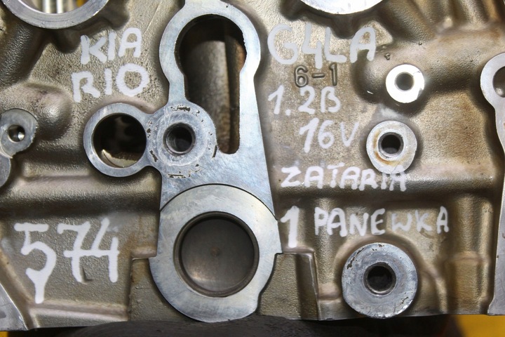 фото №16, Головка kia rio hyundai i20 i10 1.2 b g4la 22111-03440y