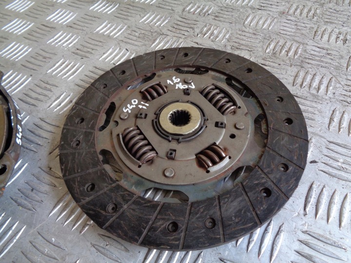 фото №8, Зчеплення диск притиск volvo s40 ii v50 04- 1.6b