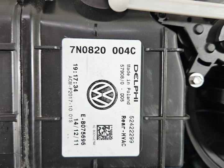 фото №8, Отопитель vw sharan ii 10-22 52420214, 7n0820004c