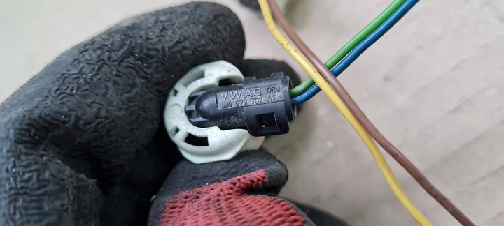 фото №6, Sq5 q5 80a штекер роз'єм амортизатора 4m0973702at a4 b9 s4 a5 8w