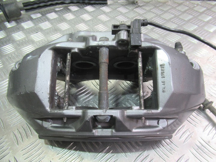 фото №15, Mercedes w222 супорт затискачі гальма комплект