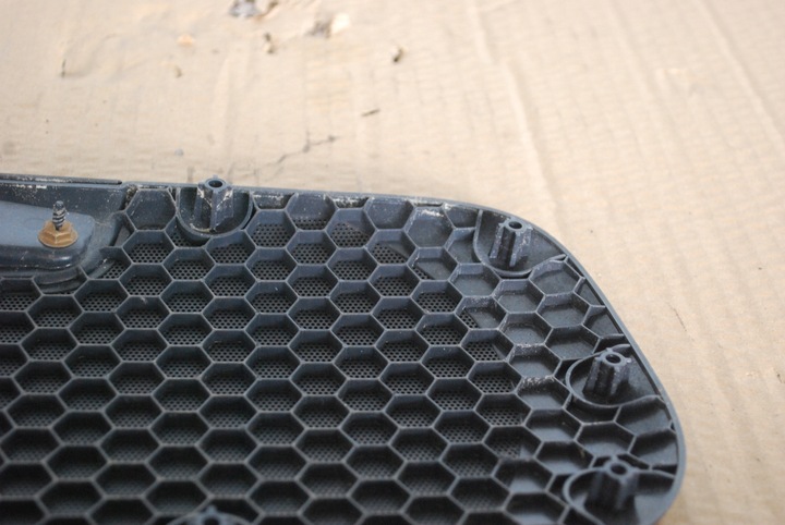 фото №13, Маскувальна накладка динаміка bose права a8 d3 4e0035406