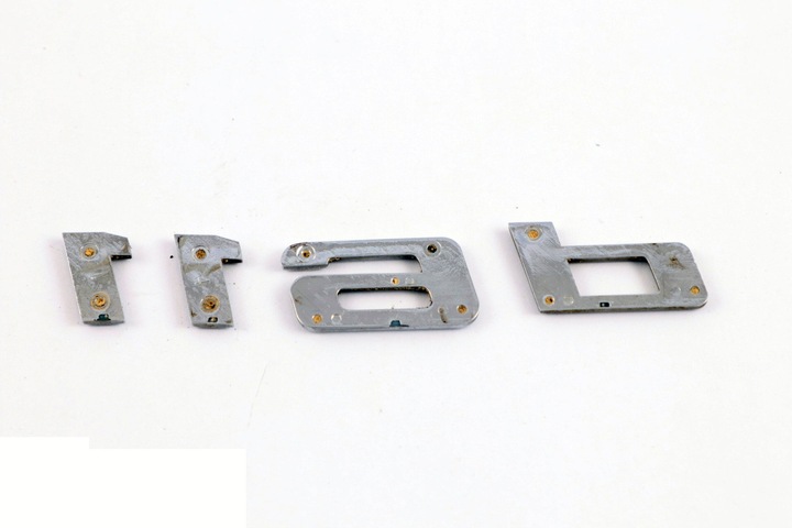 фото №12, Bmw e81 e87 lci f10 f20 значок надпись логотип 116d