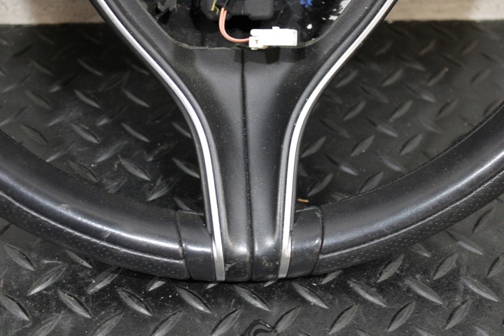 фото №5, Руль мультифункция maserati levante m161