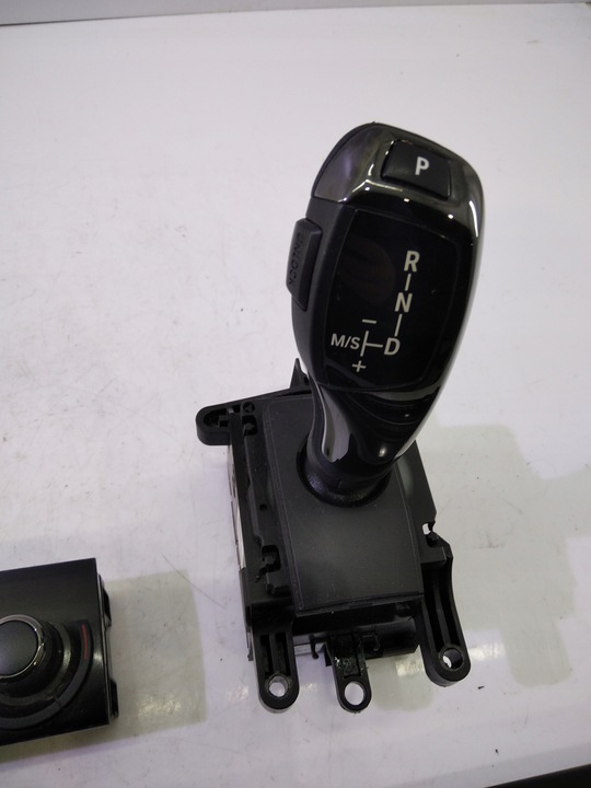 фото №5, Bmw f10 f11 idrive ручка панель чорний блиск