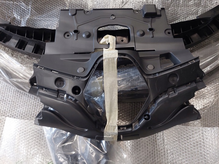 фото №6, Бампер перед переднее решётка радиатора балка renault zoe 12- 620102855r