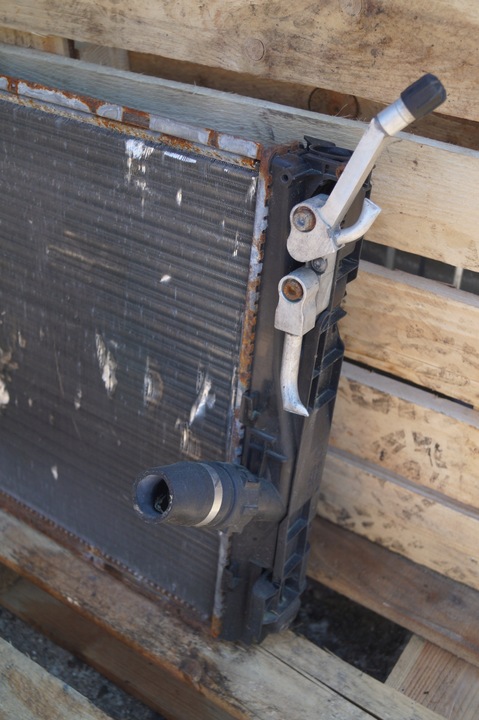 фото №10, Радіатор bmw e81 e87