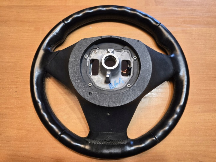 фото №13, Bmw e60 e61 e63 рестайлінг кермо м-пакет шкіряний мультифункція старт сплав