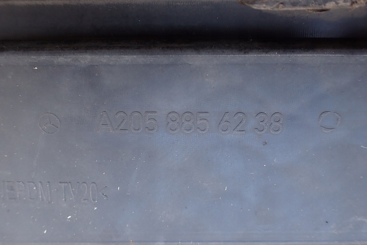 фото №11, Mercedes w205 c-klasa 2014- спойлер дифузор бампер зад заднього a2058856238