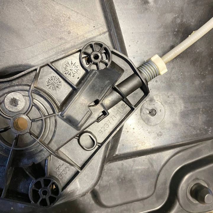 фото №9, Jeep grand cherokee 2020 права сторона підйомники скло