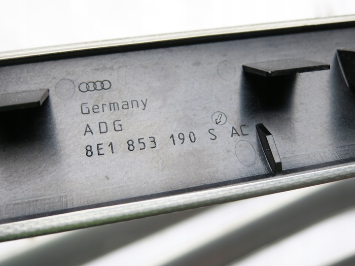 фото №13, Планки декори алюміній риб'яча łuska автомат audi a4 b6 b7 sedan універсал