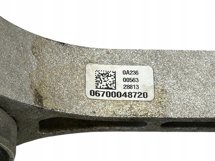 фото №7, Maserati quattroporte vi gts 3.8 v8 13+ лапи тримач кріплення двигуна oem