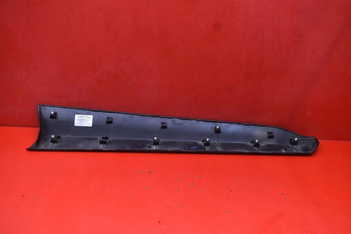 фото №12, Накладка двері ліві перед чорна 75074-k2010 toyota yaris cross 20-25