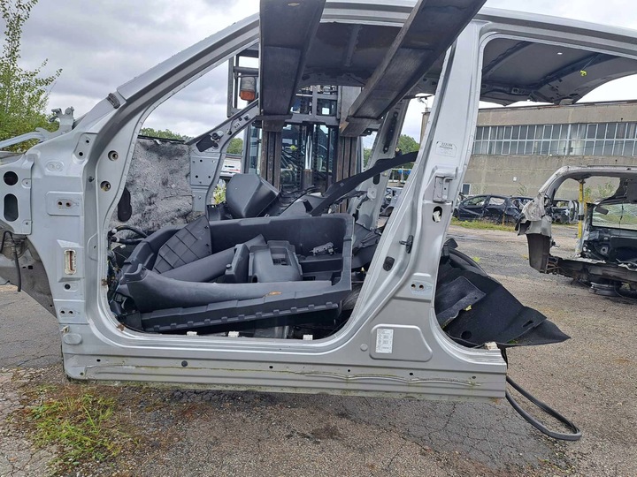 фото №4, Nissan juke 10- поріг лівий стійка середній чверть